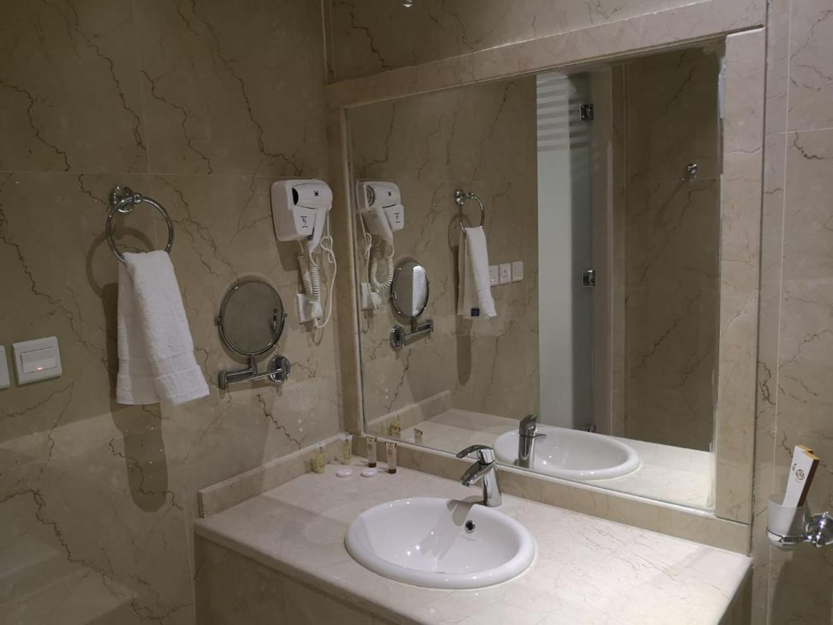 Makarem Hotel Apartments Riade Exterior foto